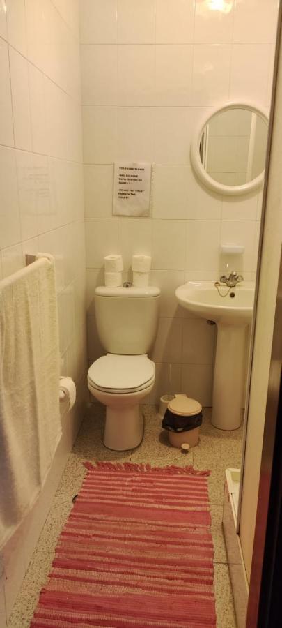 Quarto1 Com Wc Privado E Cozinha Partilhada Понта-Делгада Экстерьер фото